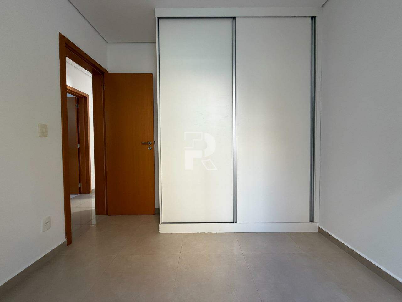 APARTAMENTO 3 QUARTOS À VENDA BARROCA