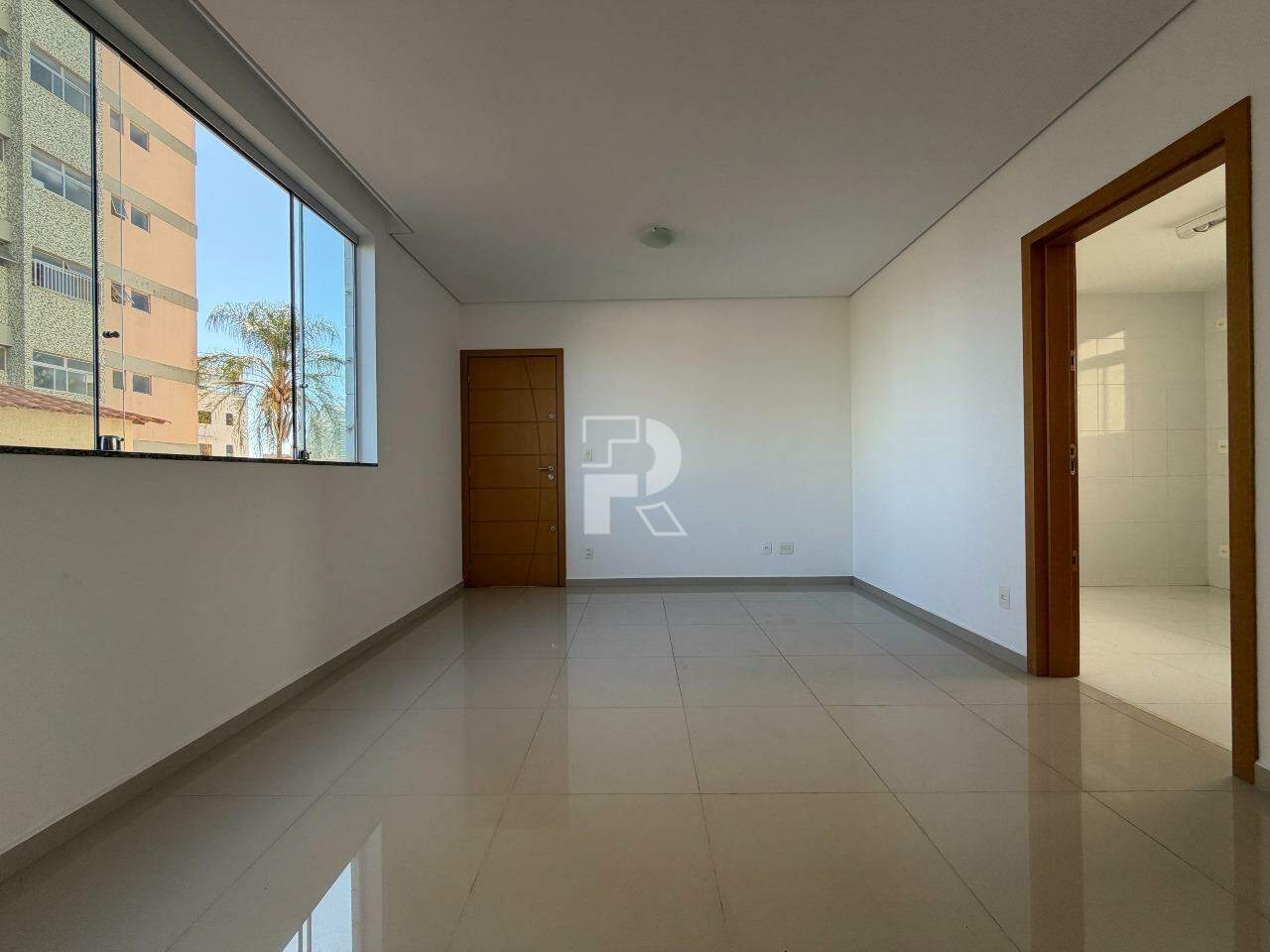 APARTAMENTO 3 QUARTOS À VENDA BARROCA