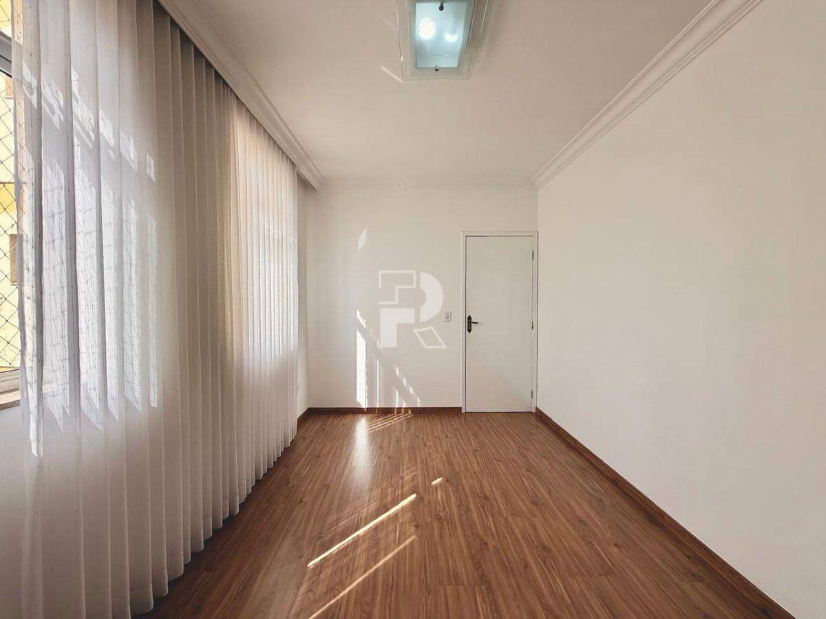 APARTAMENTO 3 QUARTOS À VENDA - BAIRRO PRADO
