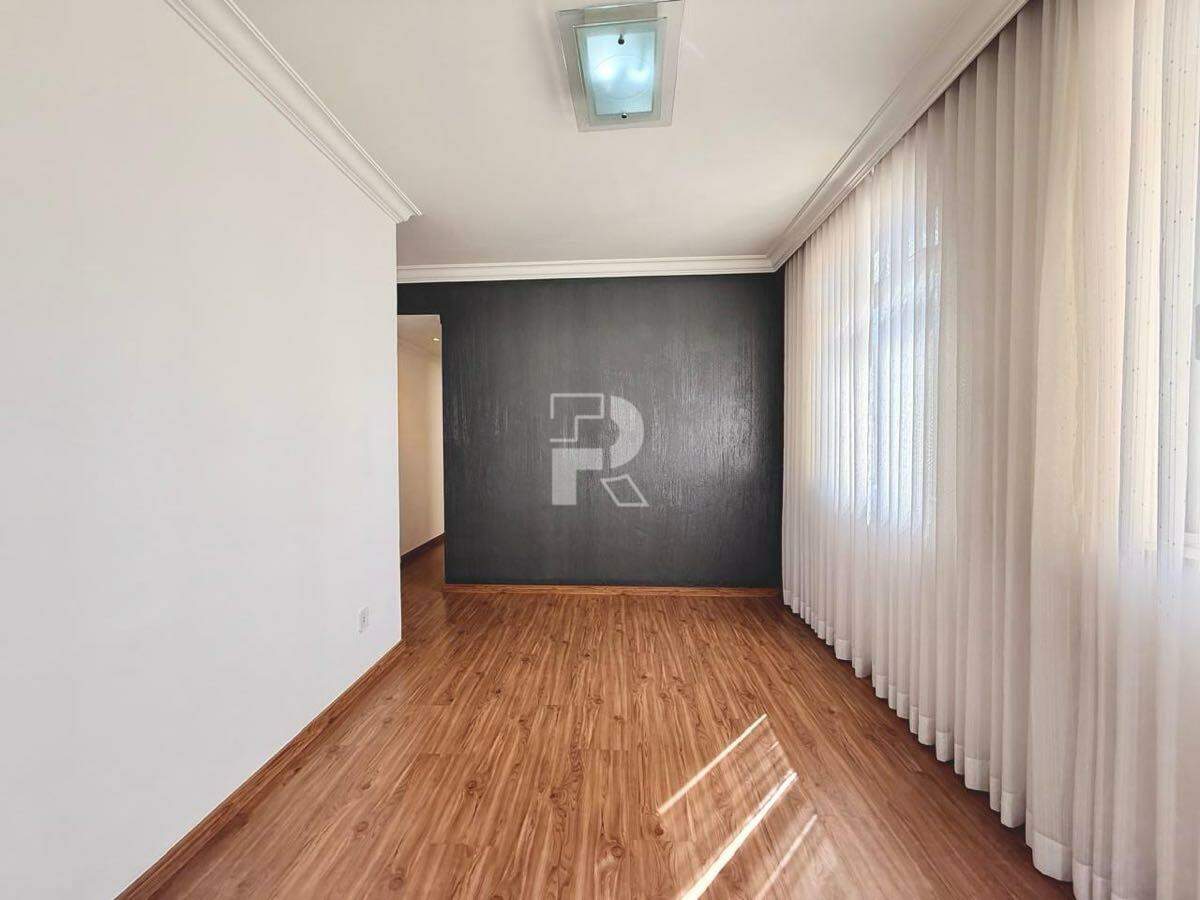 APARTAMENTO 3 QUARTOS À VENDA - BAIRRO PRADO
