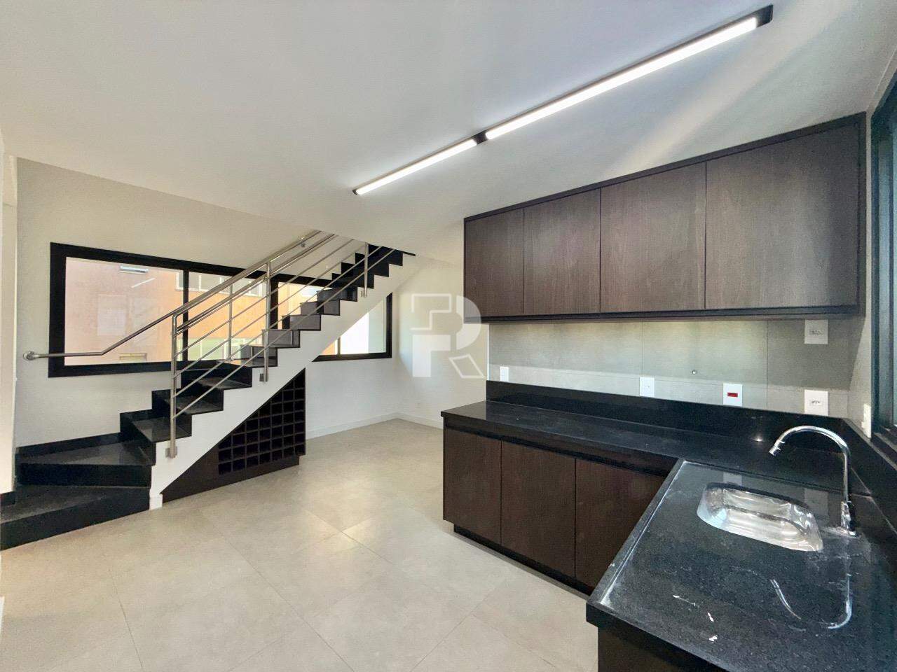 Cobertura à venda, 2 quartos, 1 suíte, 3 vagas, Lourdes - Belo Horizonte/MG