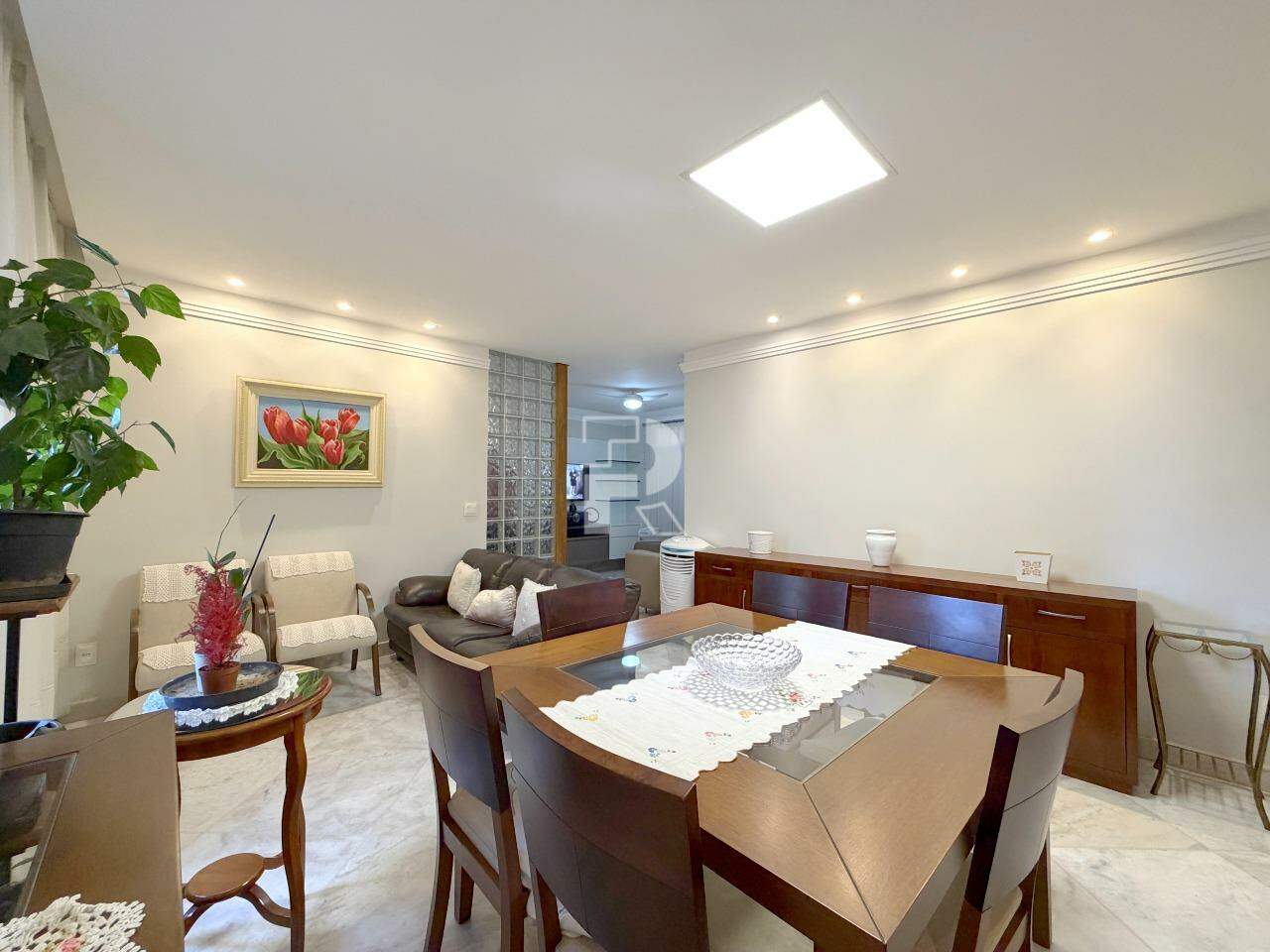 Apartamento Residencial no Prado (Oeste) com 4 Quartos, 1 Suíte e 2 Vagas