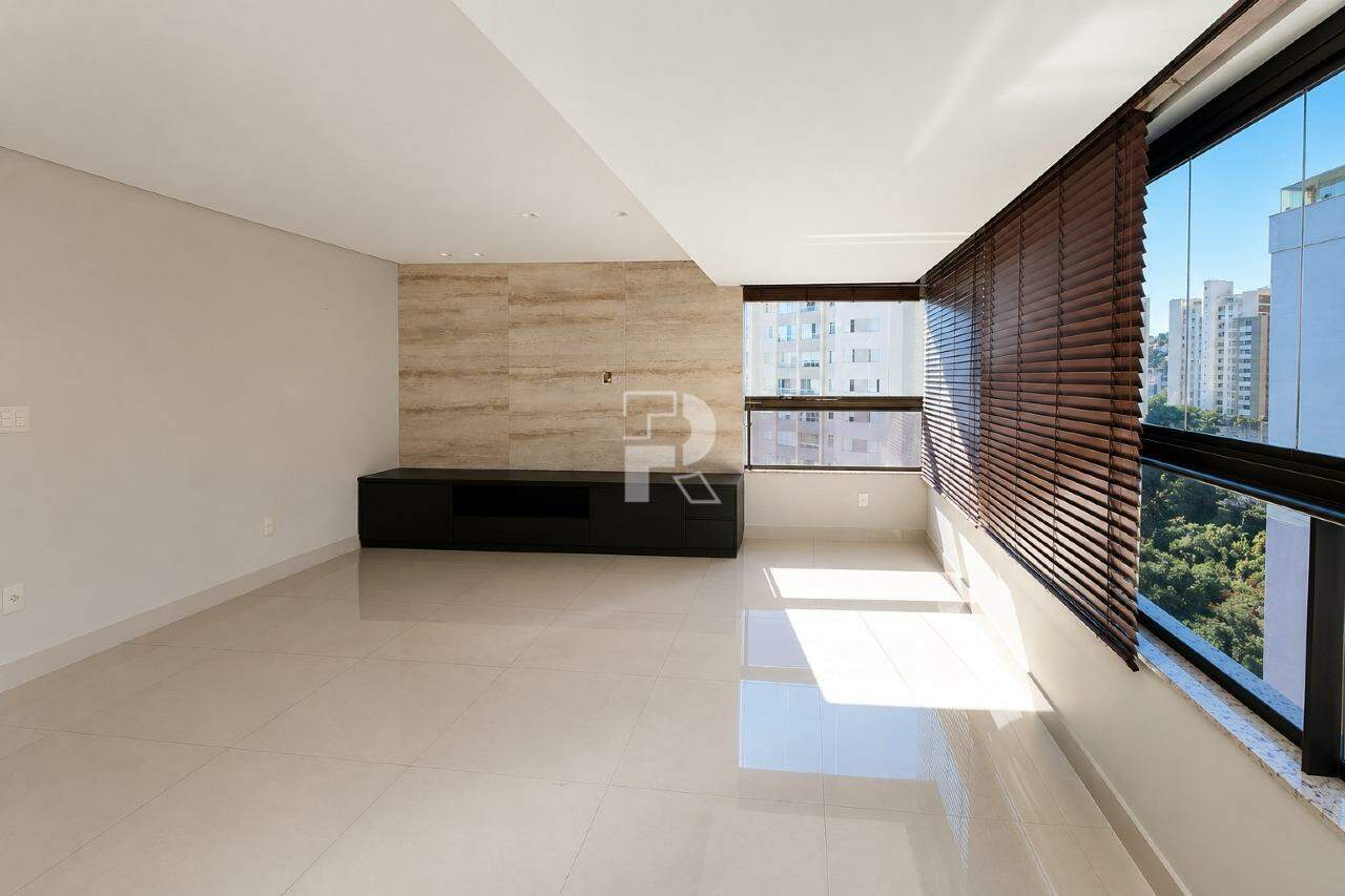 Apartamento à venda, 3 quartos, 1 suíte, 2 vagas, Sion - Belo Horizonte/MG