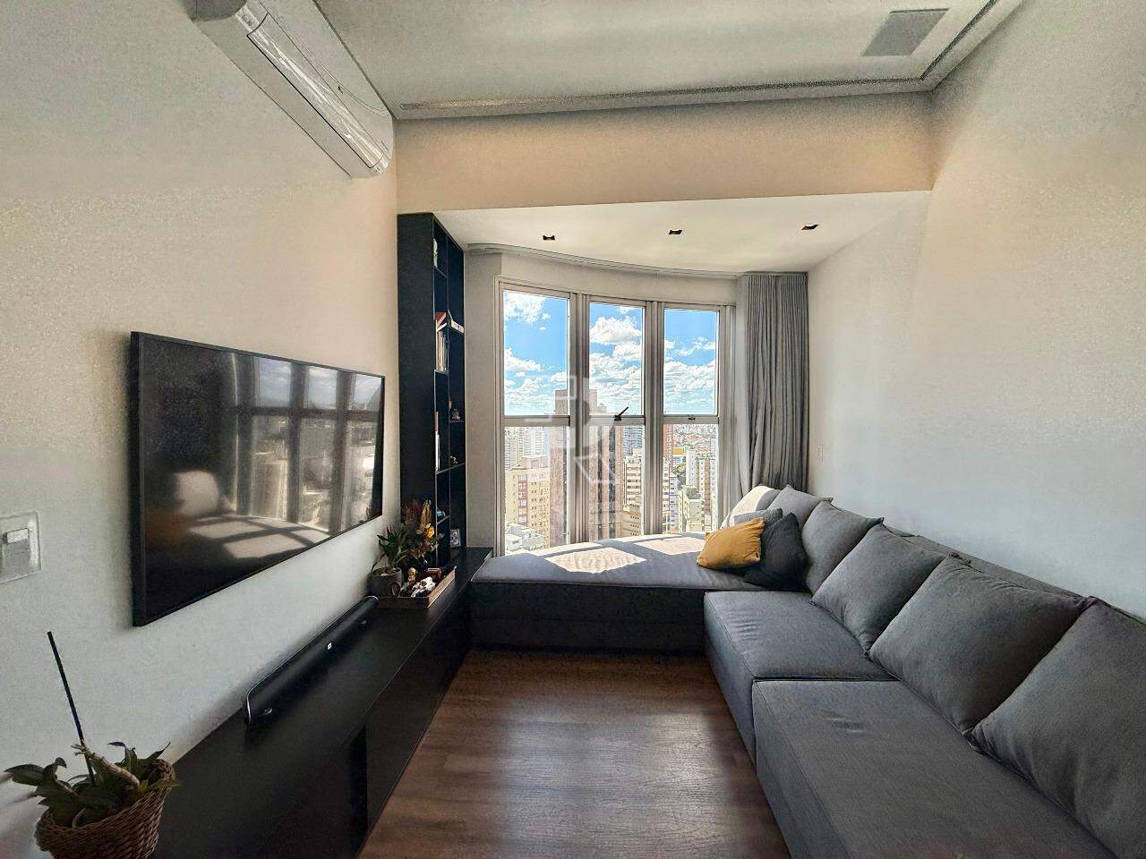 Cobertura à venda, 1 quarto, 1 vaga, Savassi - Belo Horizonte/MG