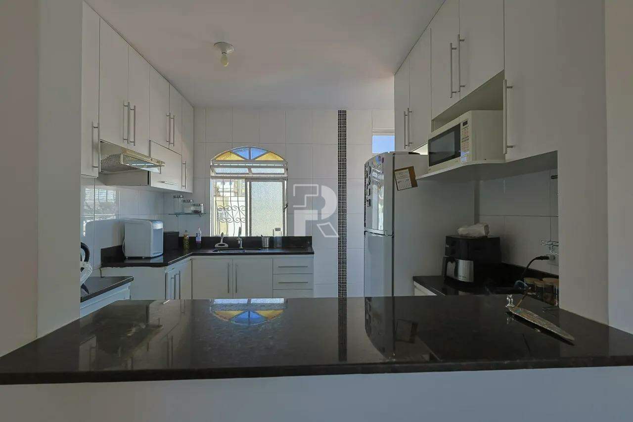 COBERTURA | 3 QUARTOS | 2 BANHOS | 1 VAGA DE GARAGEM | BAIRRO PRADO | VALOR DE VENDA: R$ 720.000,00