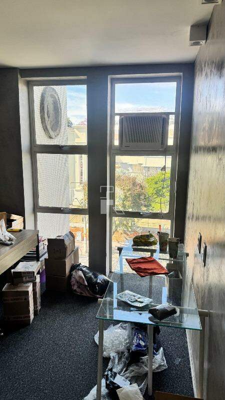 SALA À VENDA - BAIRRO PRADO