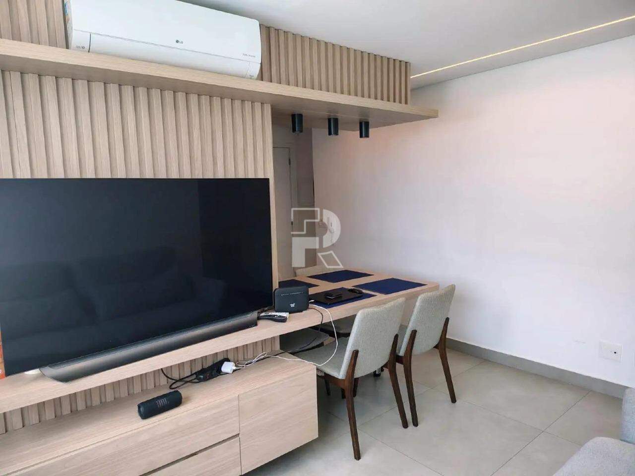 Apartamento à venda, 2 quartos, 2 suítes, 2 vagas, Savassi - Belo Horizonte/MG