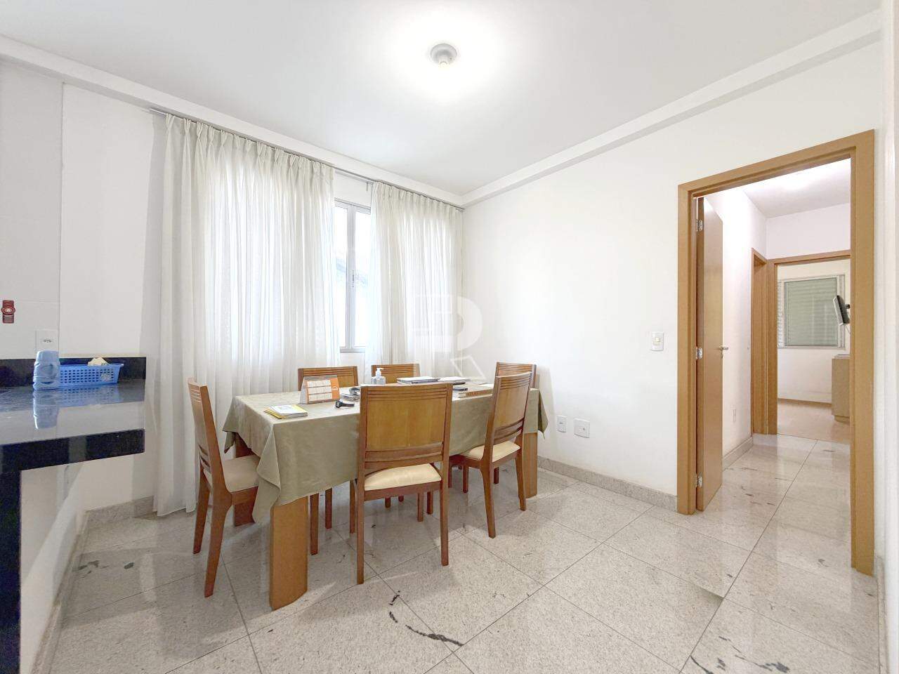 Apartamento de 3 quartos à venda na melhor localização do Prado! 