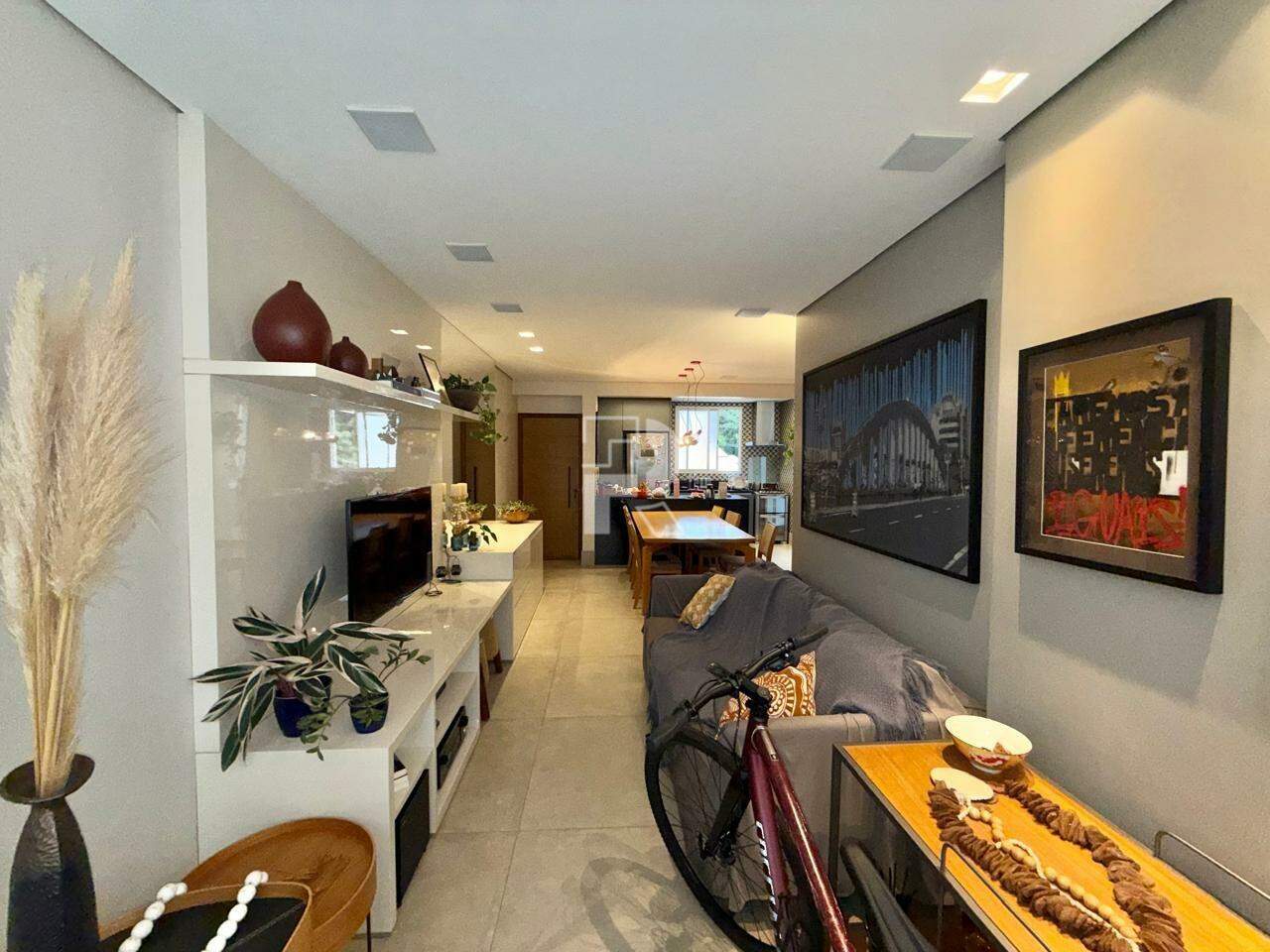 Apartamento à venda, 3 quartos, 1 suíte, 1 vaga, São Pedro - Belo Horizonte/MG