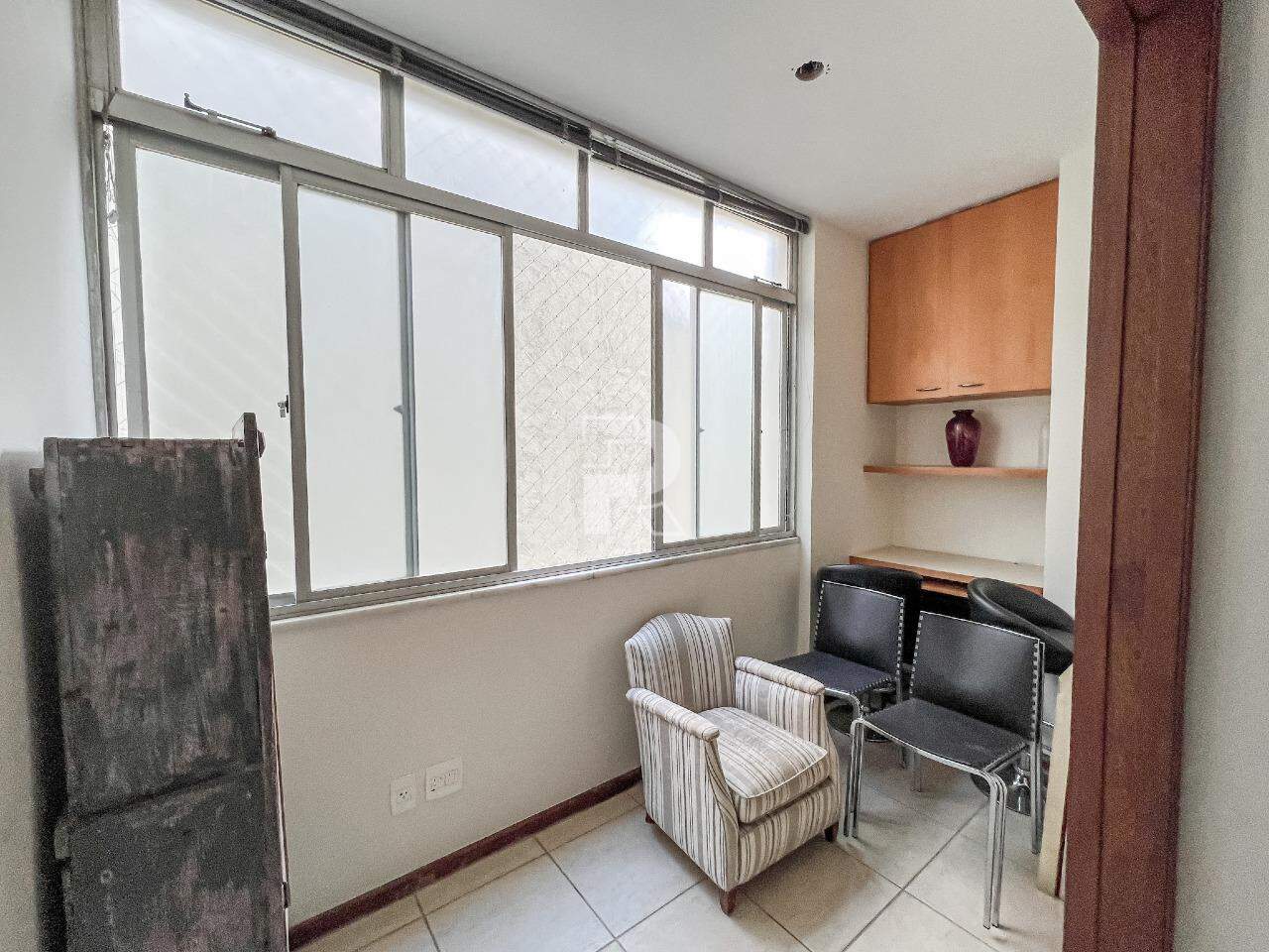 Apartamento à venda, 3 quartos, 1 suíte, 1 vaga, Santo Antônio - Belo Horizonte/MG