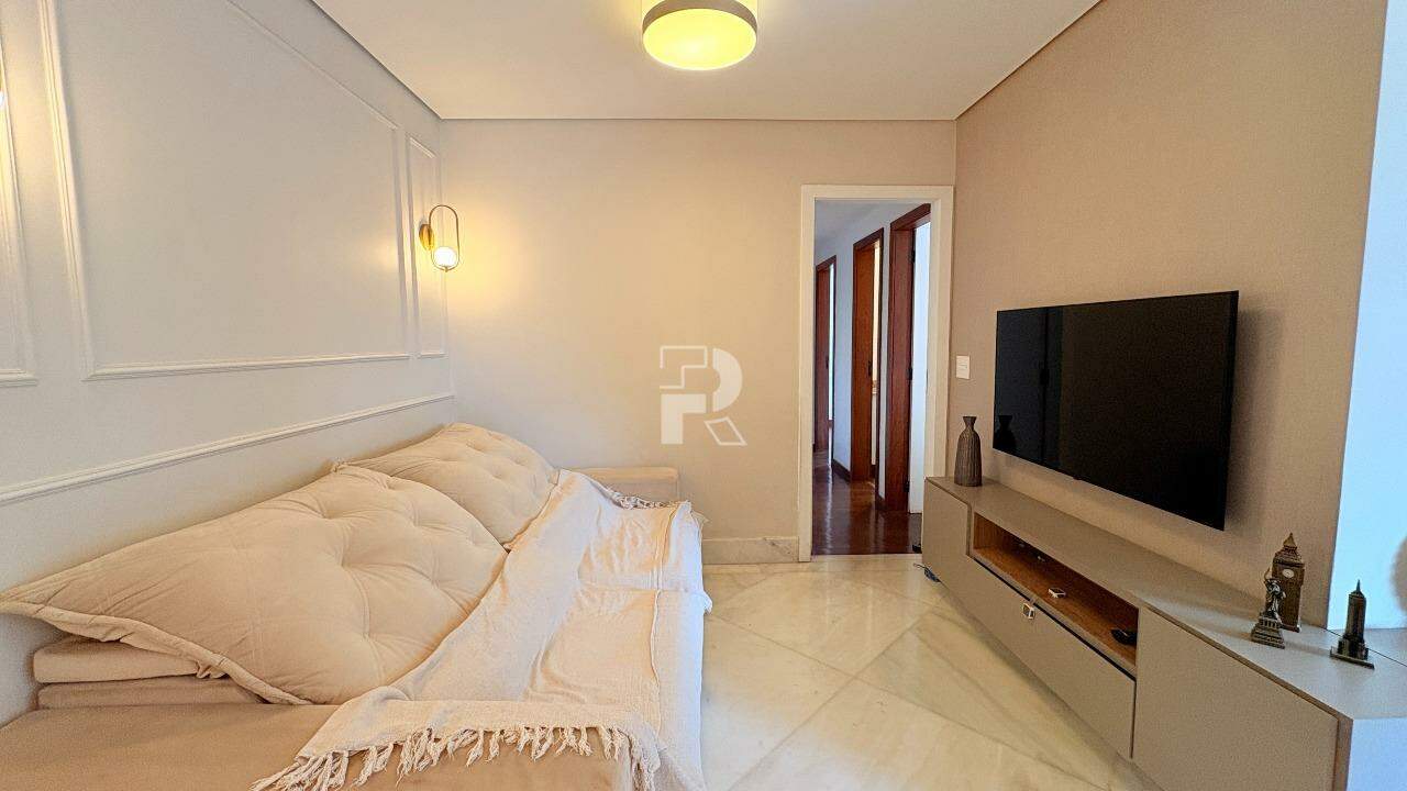 Apartamento à venda, 3 quartos, 1 suíte, 1 vaga, São Pedro - Belo Horizonte/MG