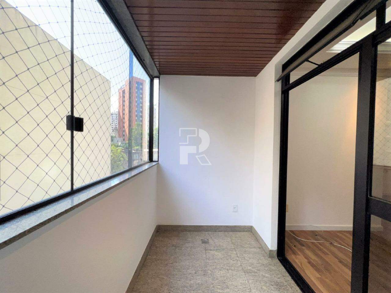 Apartamento à venda, 3 quartos, 1 suíte, 2 vagas, Lourdes - Belo Horizonte/MG