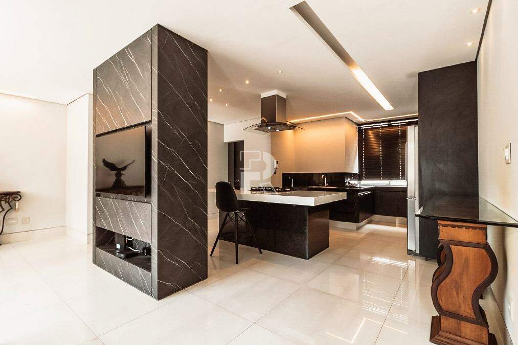 Apartamento à venda, 2 quartos, 2 suítes, 1 vaga, Lourdes - Belo Horizonte/MG