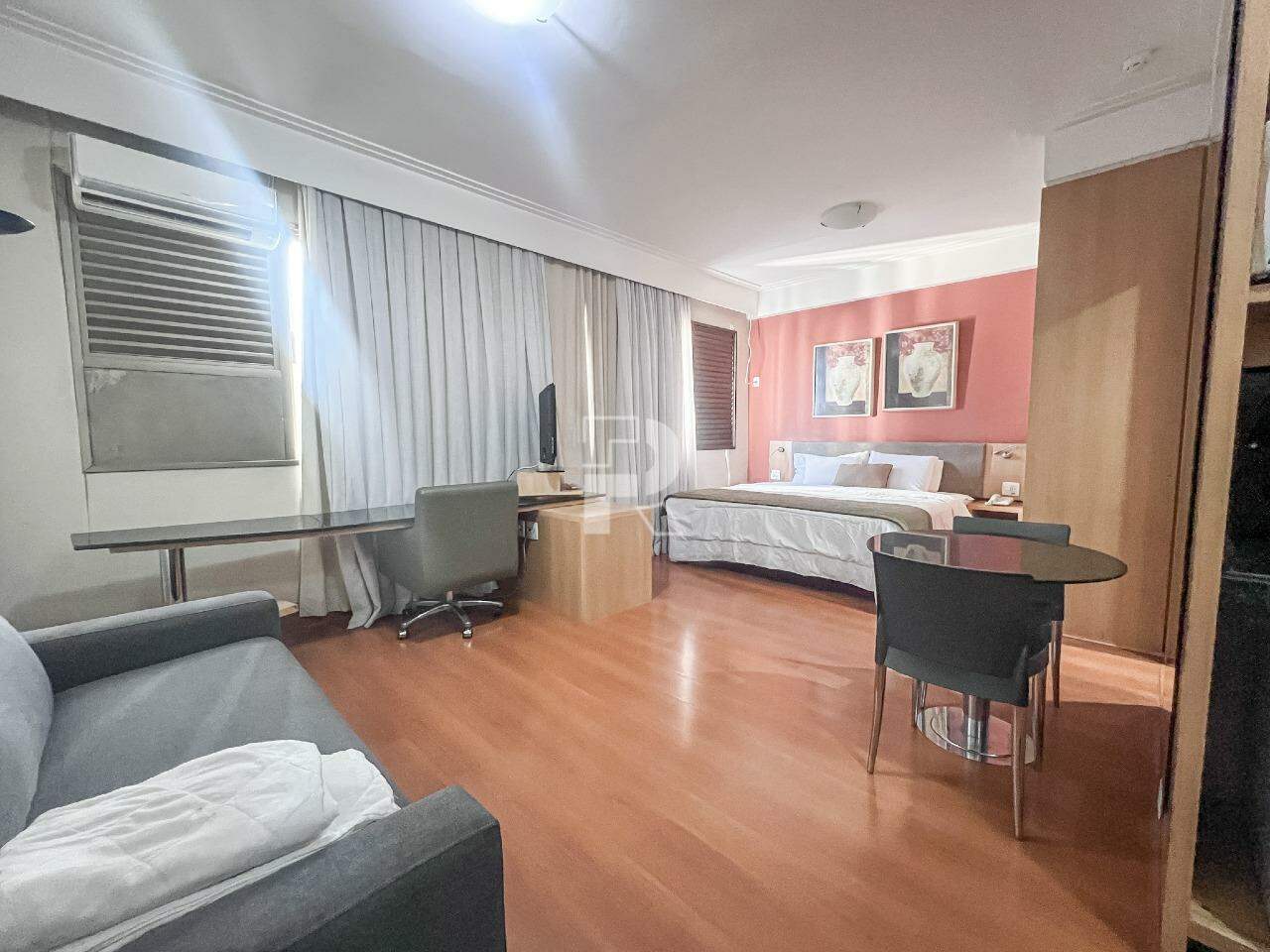 apartamento de um quarto mobiliado para locação