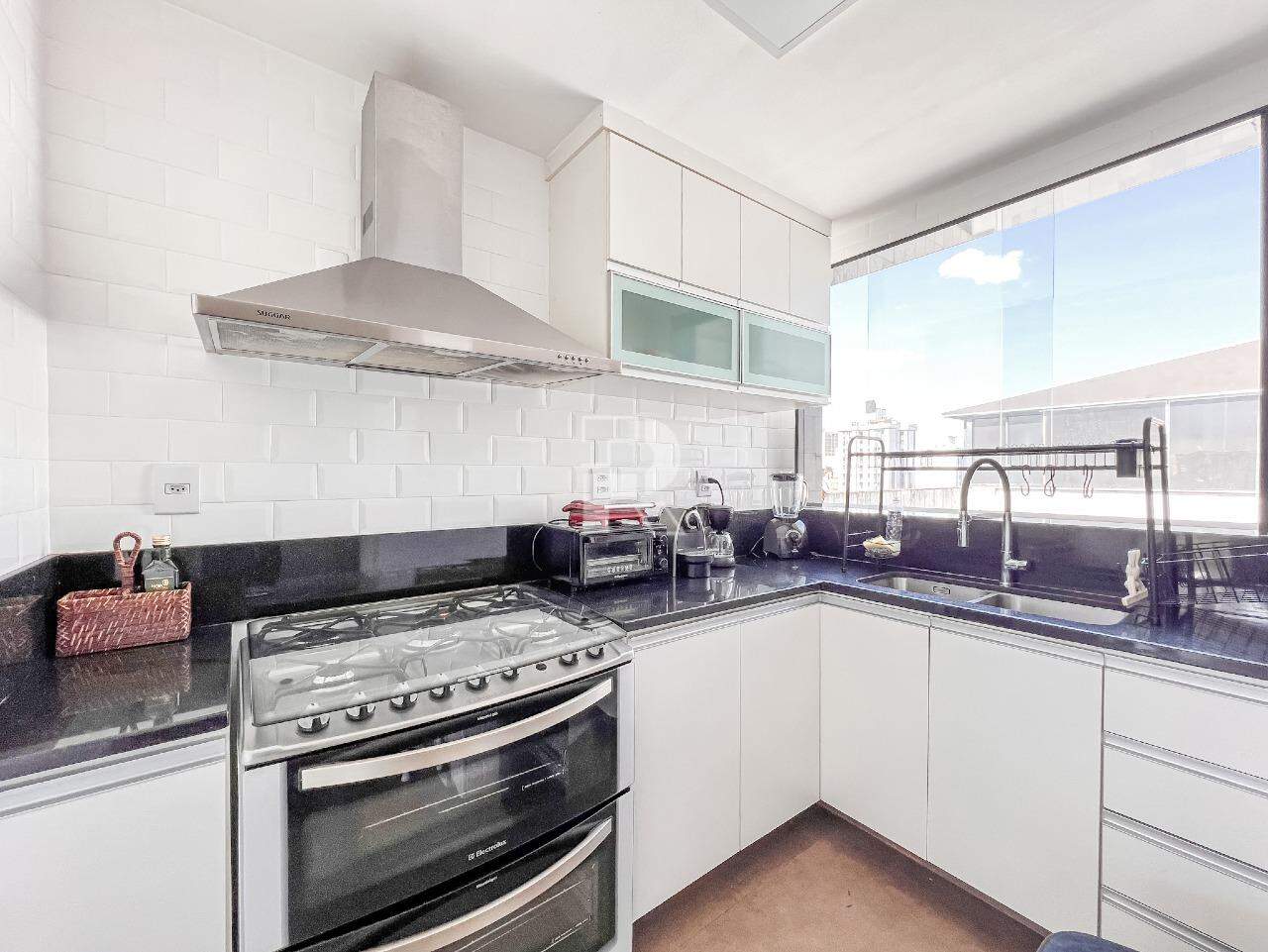 Cobertura Linear com 3 Quartos e 3 banheiros à Venda, 190 m² por R$1.750.000,00